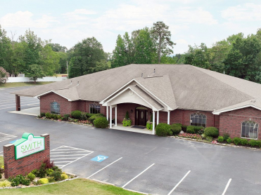 Smith Family Funeral Homes - Hot Springs Chapel