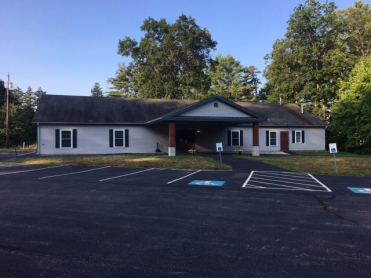 Roan Family Funeral Home of Epsom - Still Oaks Chapel