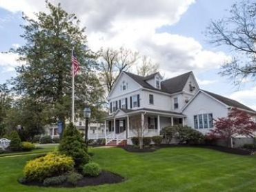 Mathis Funeral Home - Medford