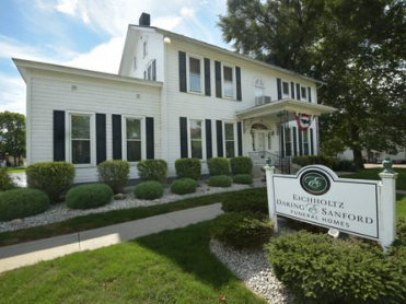 Eichholtz Daring & Sanford Funeral Home of Belle Center