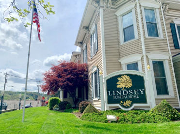 Snyder Funeral Homes, Lindsey Chapel