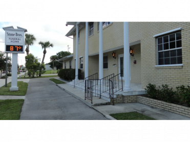 Stone Brothers Funeral Home - Fort Pierce