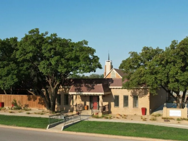 Combest Family Funeral Homes & Crematory-Tahoka