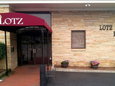 Lotz Funeral Home Vinton Chapel