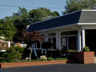 Zale Funeral Home - Stratford