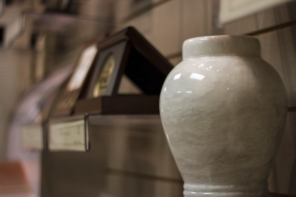 Vitt, Stermer & Anderson Funeral & Cremation Services-Delhi Obituaries