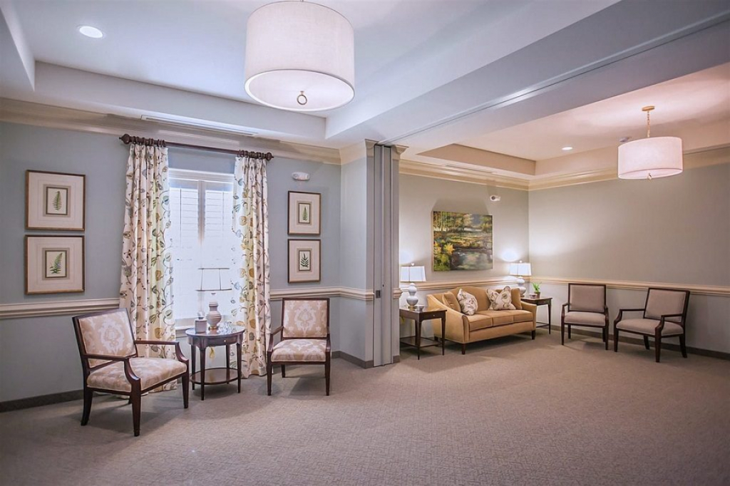 Shives Funeral Home - Trenholm Road Chapel Obituaries & Services In