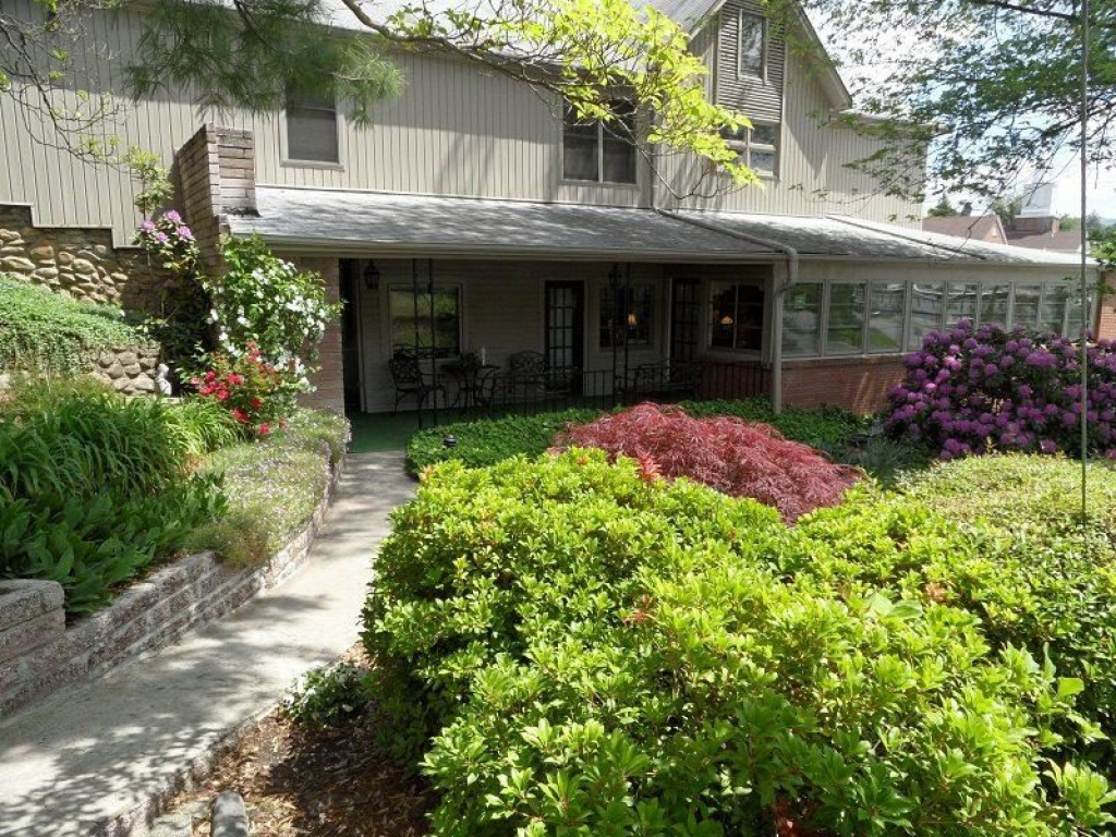 Crawford / Ray Funeral Home And Cremation Service Obituaries & Services