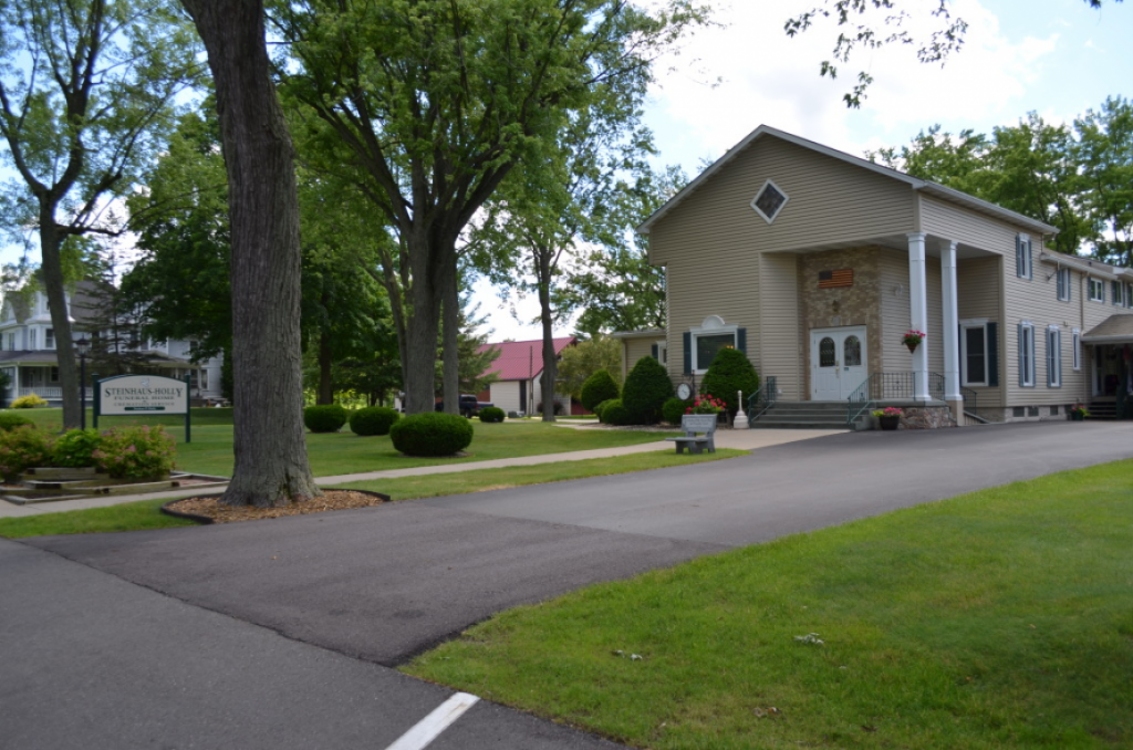 Steinhaus-Holly Funeral Home & Cremation Service Obituaries & Services