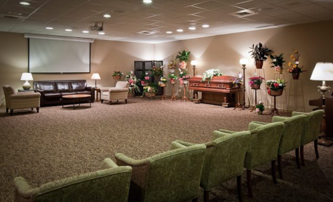Lyndahl Funeral Home & Cremation Services