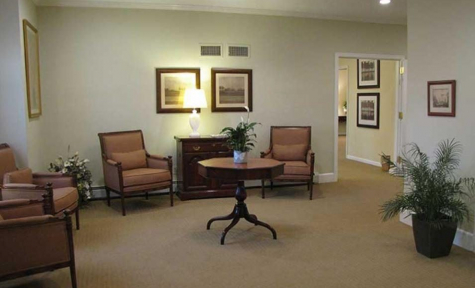 Bradley-Braviak Funeral Home – Whippany, NJ – Guest Lounge