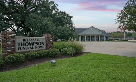 thompson funeral home ponchatoula exterior