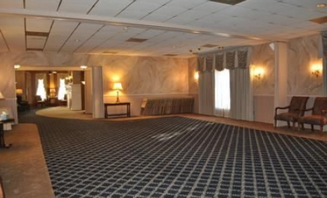 Spear-Mulqueeny Funeral Home