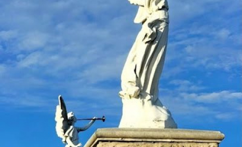 Azle & Lake Worth Funeral Home & Cemetery