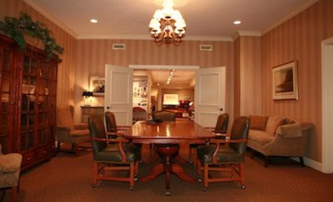 Elliott Mortuary & Crematory - Hutchinson, KS