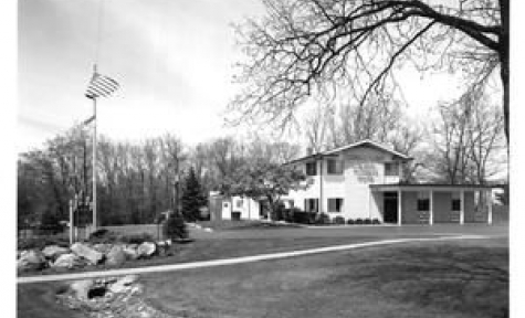 Lewis E. Wint and Son Funeral Home - Clarkston
