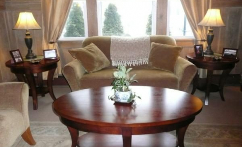 Knowlton & Hewins Funeral Home
