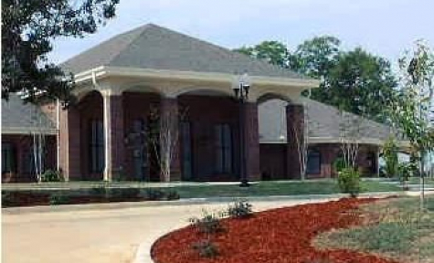 Natchez Trace Funeral Home, Cemetery & Crematory