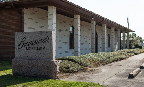 Broussard's Mortuary - Winnie