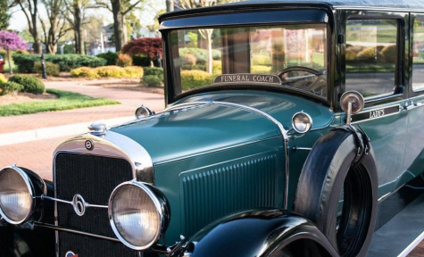 graveside services Provided by Lady's Funeral Home & Crematory in Kannapolis, NC