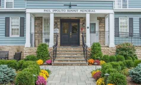 Paul Ippolito Summit Memorial