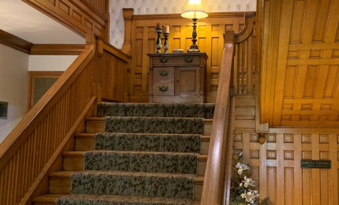 Hippensteel Funeral Service & Crematory