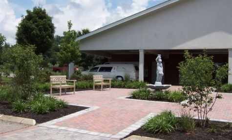 Harpeth Hills Memory Gardens, Funeral Home & Cremation Center