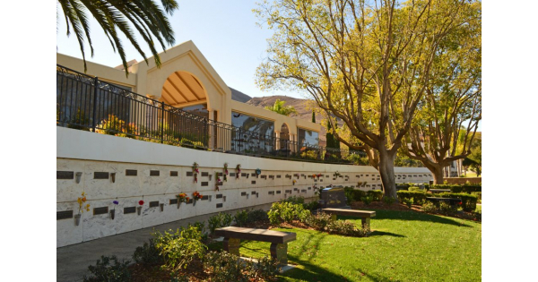 Conejo Mountain Funeral Home, Memorial Park & Crematory Obituaries